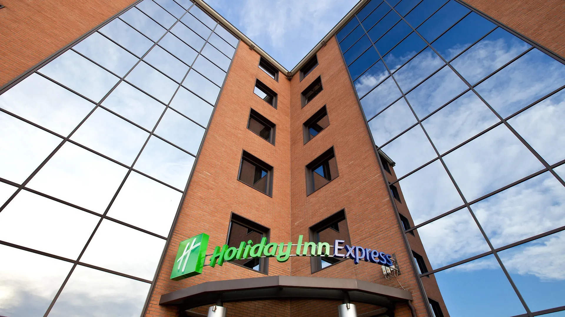 Holiday Inn Express Reggio Emilia, an IHG Hotel 3*,  Italia