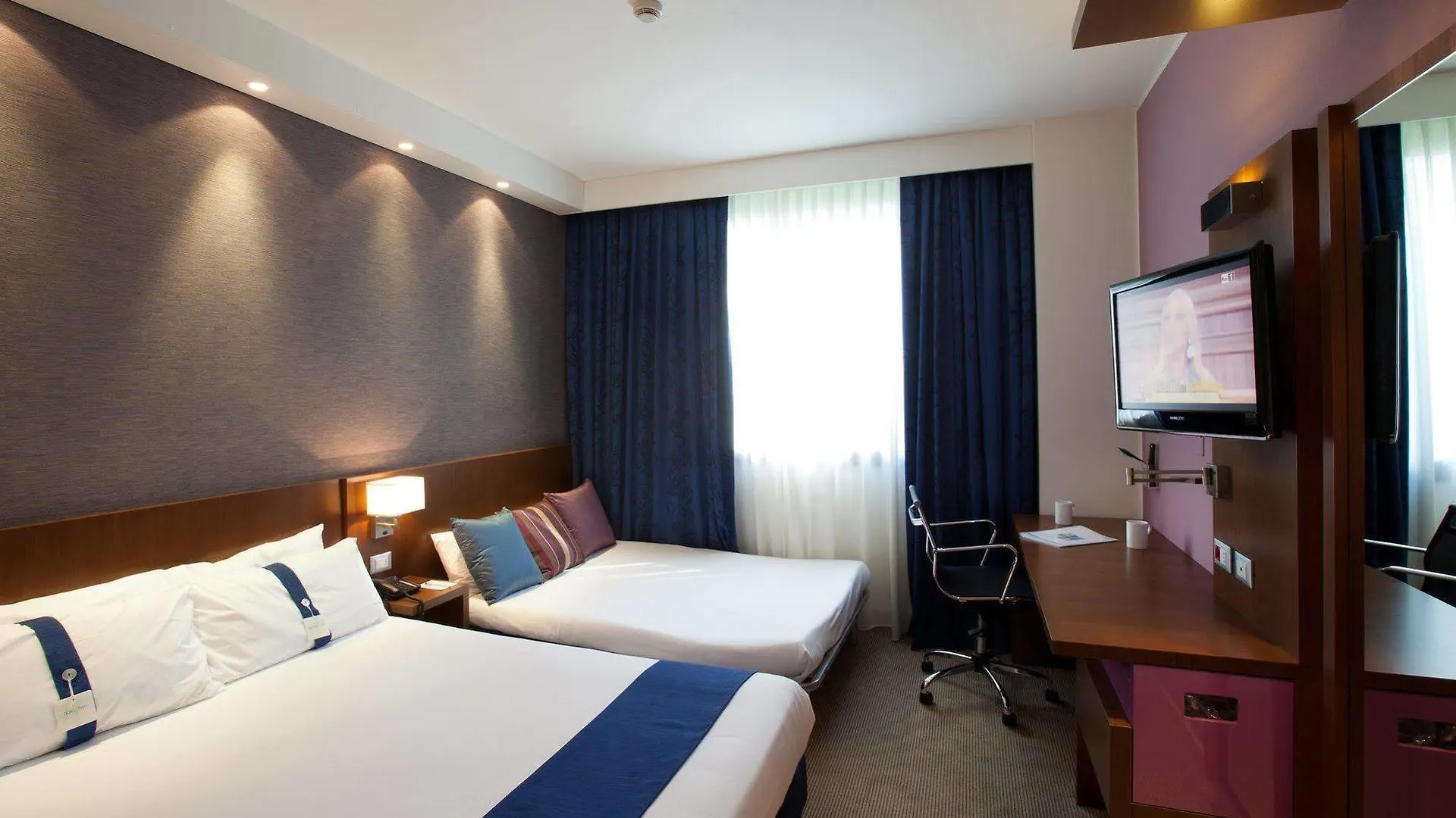 Holiday Inn Express Reggio Emilia, an IHG Hotel
